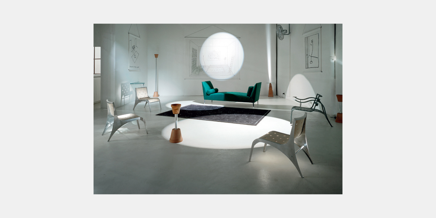 1987 2000x1000 sfondo grigio