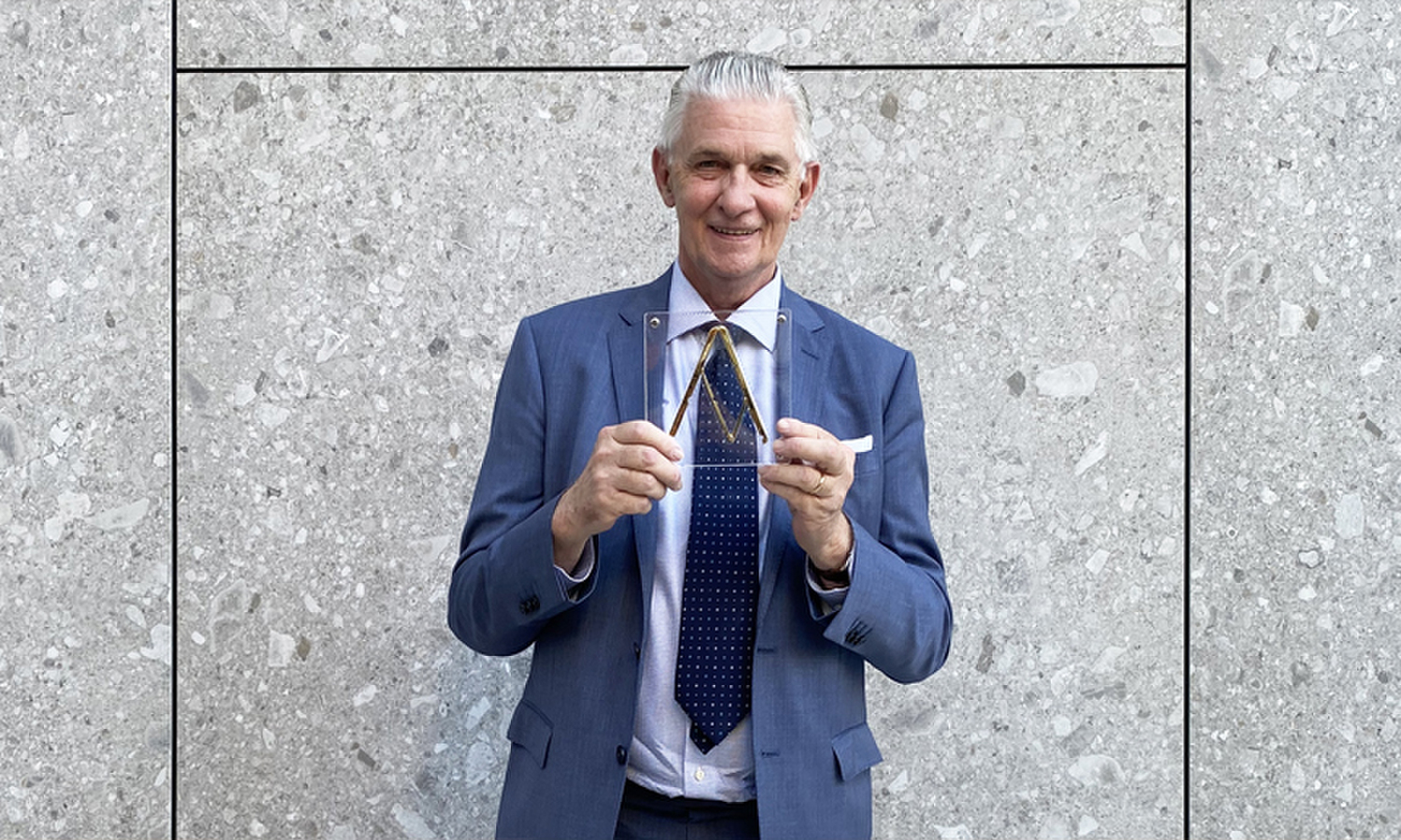 thumbnail compasso d'oro