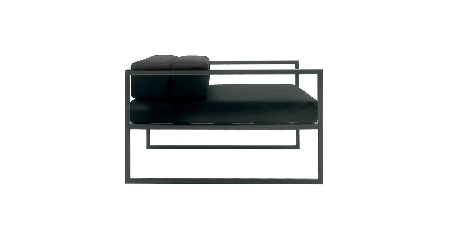 fronzoni 64 armchair
