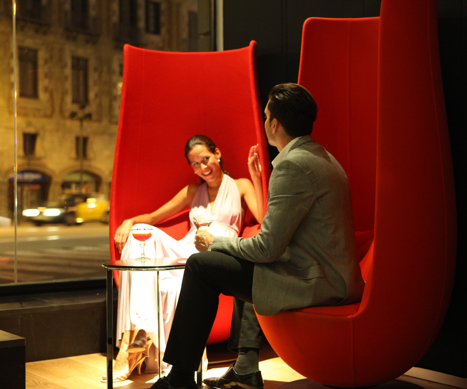 Ohla Hotel Barcellona Boutique Bar   Cappellini Wanders Tulip