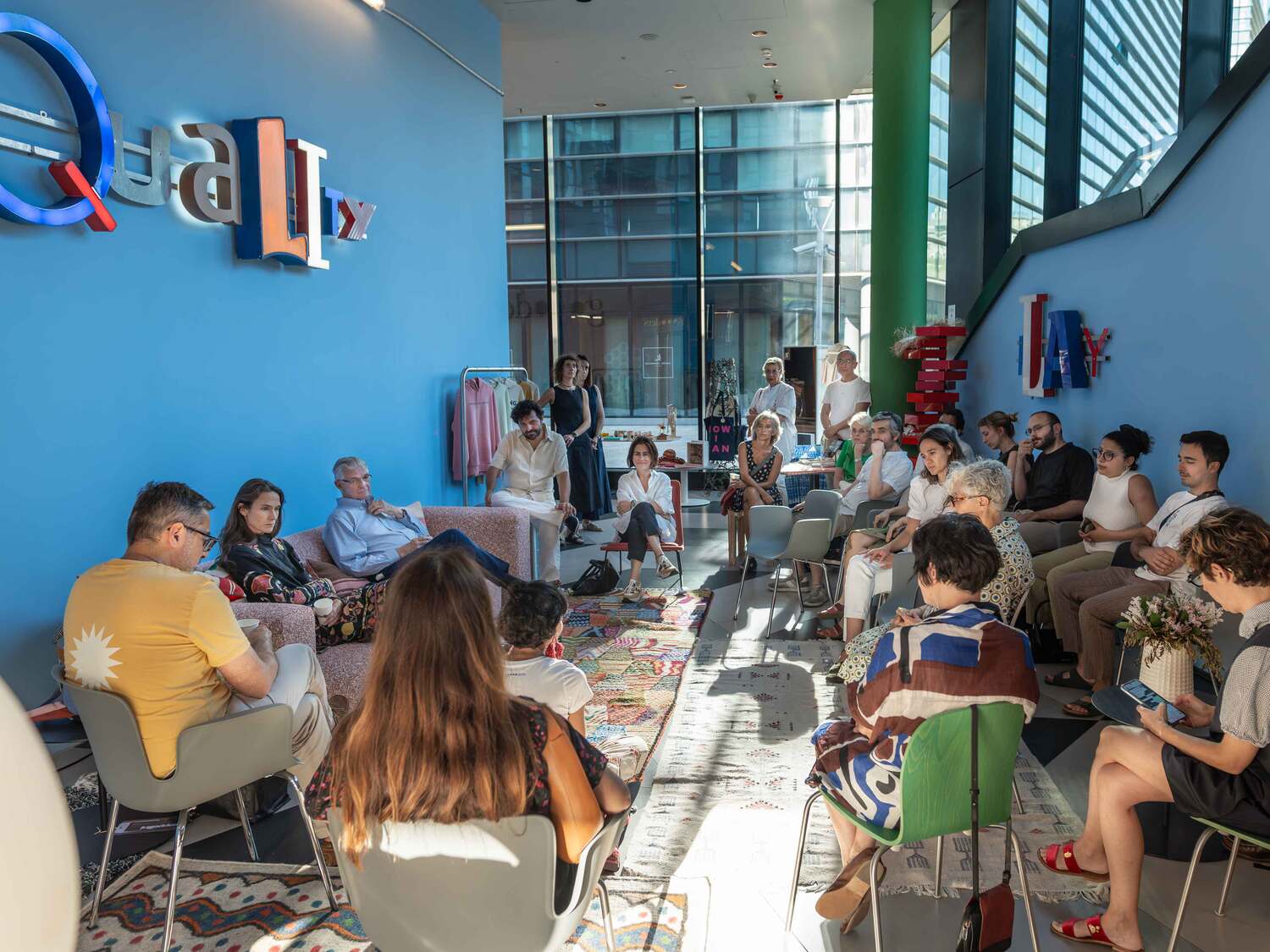 04 cappellini gooders carousel